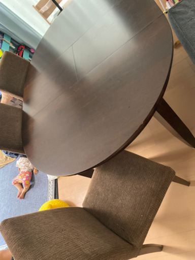IKEA ダイニングテーブル 丸型 伸長式