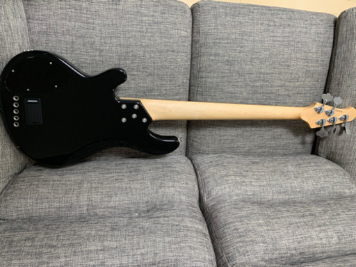 美品5弦ベース　LAKLAND ソフトケース付