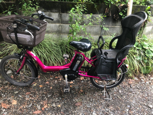 電動自転車、ヤマハ paskiss、パッテリーが三つあります。