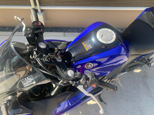 YZF-R25 400,000円　走行2200キロ