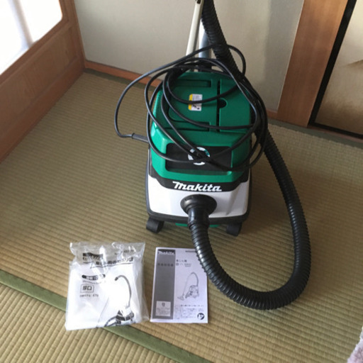 2019年12月購入　マキタ 集じん機 M442 乾湿両用 業務用掃除機