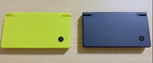 任天堂DSi ブラック　ライムグリーン　2個セット　タッチペン　SDカード　充電器有