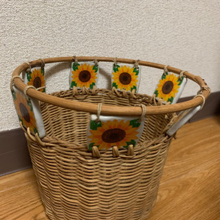 ひまわり　カゴ　