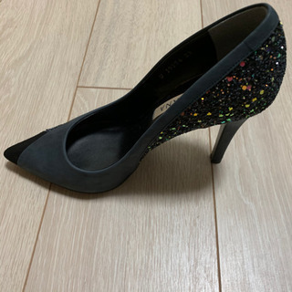 ダイアナ　パンプス