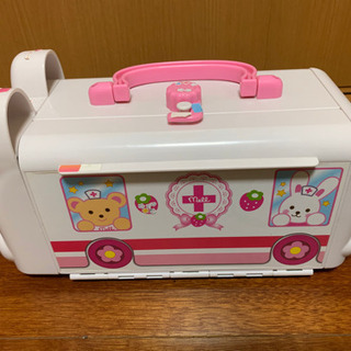 【お取引中】※再投稿※✨メルちゃん うさぎさん救急車　✨