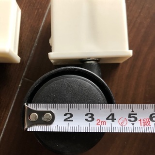 キャスター4個の画像