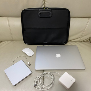 MacBook Pro (Retina, 15-inch, La...