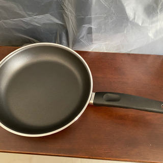 フライパン（新品、未使用）