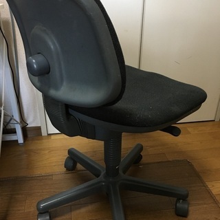 オフィスチェアーの画像
