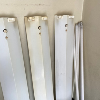 ライティングレール　蛍光灯　譲ります