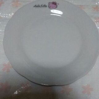 値下げ💴⤵〈新品&未使用〉かわいいキティちゃん食器セットの画像