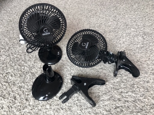 扇風機　x ２