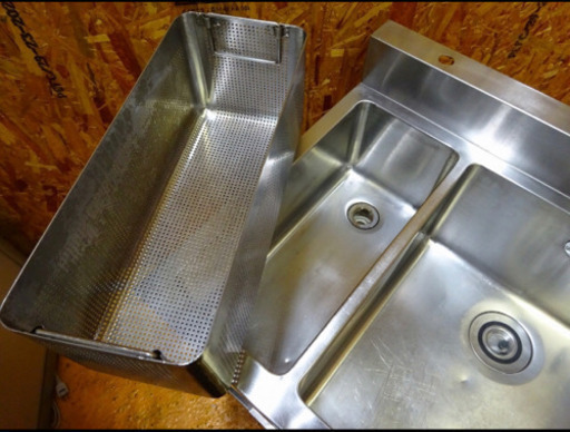 (7-0)厨房機器/業務用/3槽ダスト付きシンク/W1200×D600×H800ｍｍ飲食/店舗/流し台