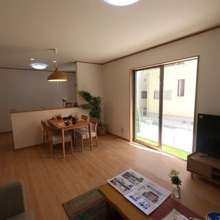 【沖縄市美原の4LDK新築戸建て】 − 沖縄県