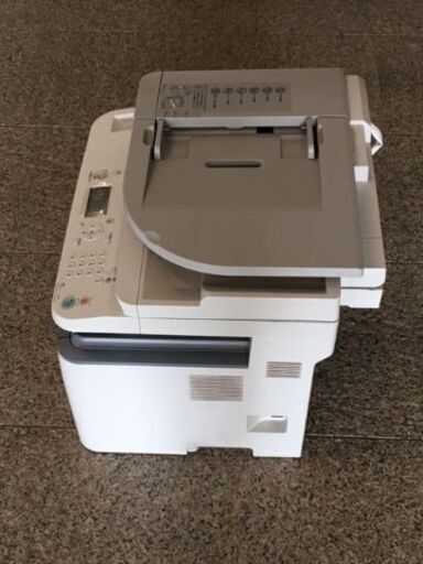 キヤノン　A4省スペース高速コピー機　DPC995 本体　片面A4モノクロ毎分33枚印刷　会社/事務所/マンションなどでいかがでしょう