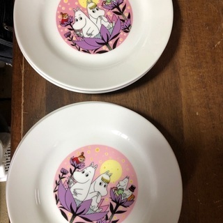 ムーミンお皿の画像