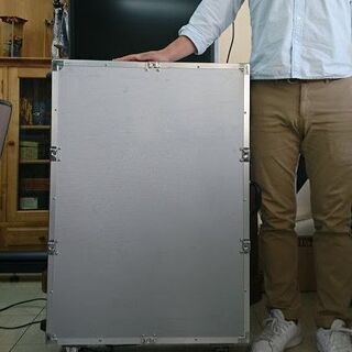 大型アルミケース（キャスター付き）