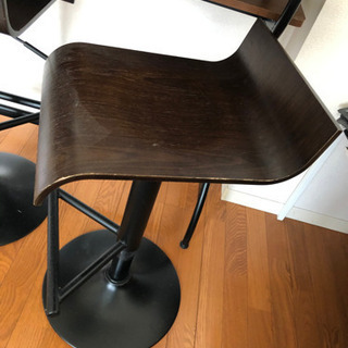 引き取り手決まりました！カウンターテーブル イスセットの画像