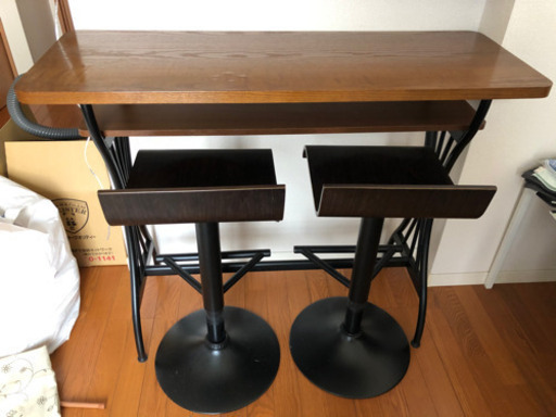 引き取り手決まりました！カウンターテーブル イスセット