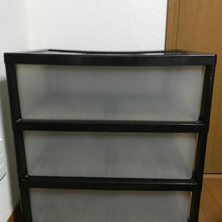 【取引予定の方、決定】プラスチック引き出し、3段の画像