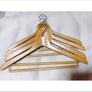 木製ハンガー　ウッドハンガーの画像