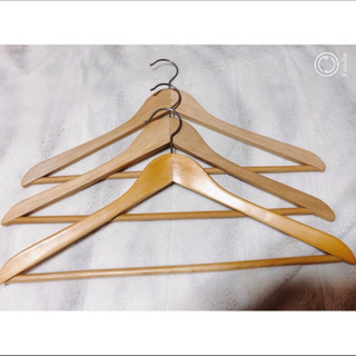 木製ハンガー　ウッドハンガーの画像