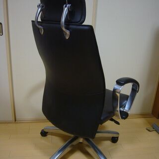 《美品》イトーキ・ワークチェアー（本革）