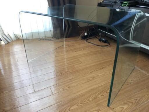 シンプルモダン コンチネンタルファニチャー Continental Furniture サターン 曲げガラステーブル センターテーブル IDC大塚家具