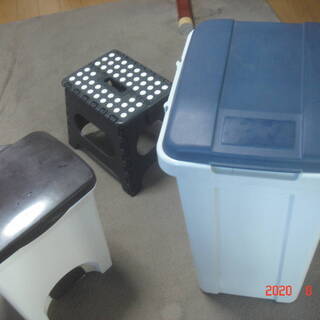 未使用★45L 15L ゴミ箱 2個 + 踏み台 計3個 セット...