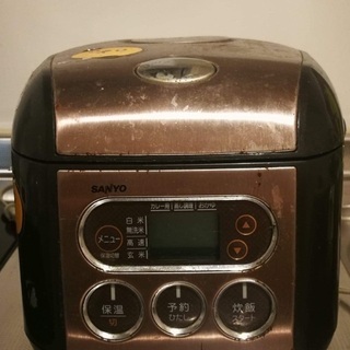 炊飯器　一人暮らし　中古　サンヨー