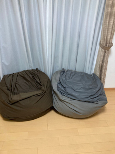 無印良品人をダメにするソファ2つ