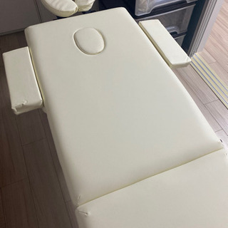 エステ施術ベッド