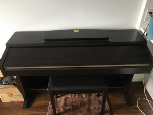 YAMAHAクラビノーバCLP-120と椅子のセット