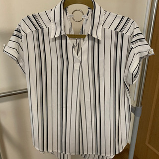 ５枚セット　シャツ　服の画像