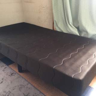 セミダブル　マットレス付きベッド
