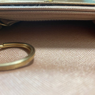 B-threeに頂いたピンクの財布　小銭入れの画像