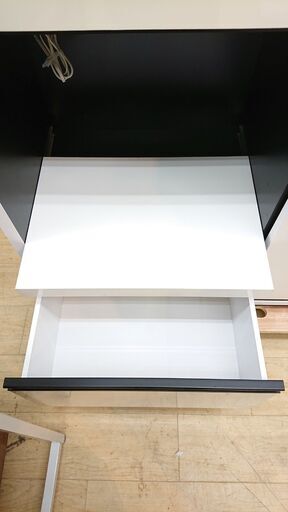 ★ 現行品 使用少なめ 綺麗 日本製 キッチンカウンター キッチンサイドボード 食器棚 ホワイト スライド扉式 モダン☆118×44.