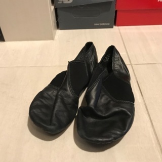 バトントワリング　capezioシューズ　21〜22
