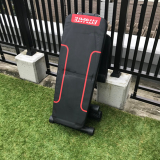 トレーニングベンチ（折り畳み可能・インクライン対応）の画像