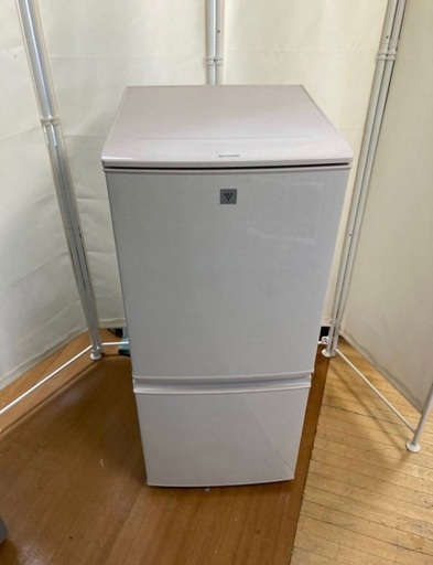 冷蔵庫　SHARP 137L 2015年