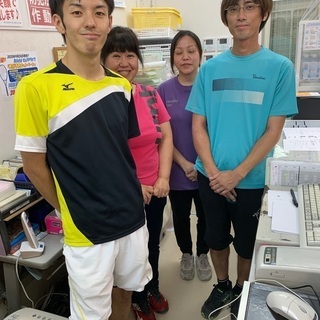 テニスコーチ募集♪お仕事体験も実施中♪レッスンのお手伝いしていた...