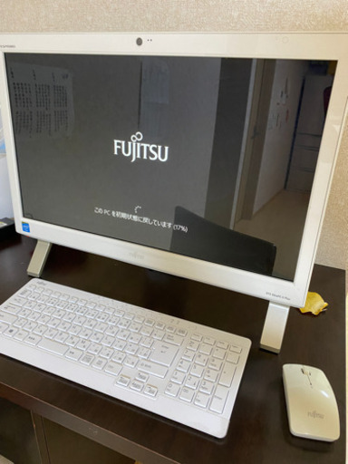 交渉中)富士通 エスプリモ  FMVF52RW