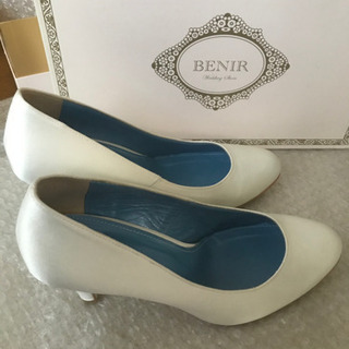 美品　BENIR ウェディング パンプス ブライダル シューズ 39 二次会の画像