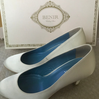 美品　BENIR ウェディング パンプス ブライダル シューズ 39 二次会の画像