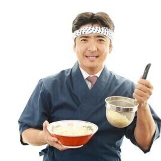 【交通費支給】ラーメン店での店長候補&カウンターキッチンスタッフ...