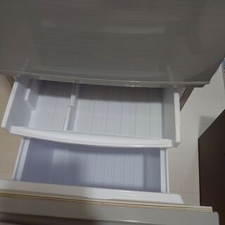 SHARPの冷蔵庫の画像