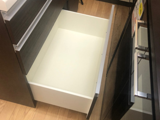 【リサイクルサービス八光　田上店　配達・設置OK】パウモナ　ダークブラウン大型食器棚