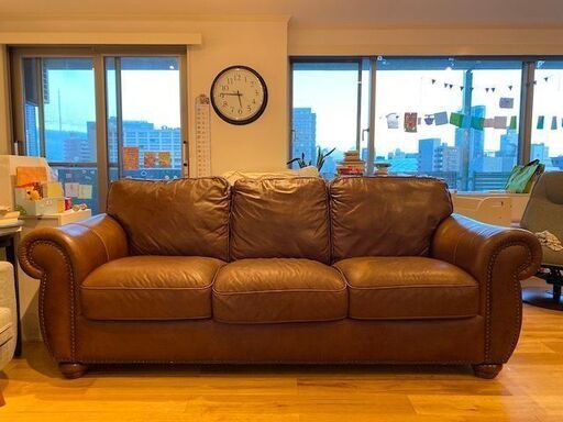 ソファー　Natuzzi （ナツッジ）３人がけ