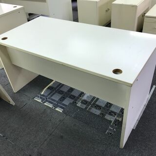 パソコンデスク　在庫3点