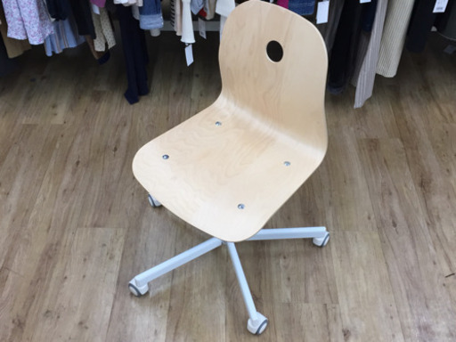 取りに来られる方限定! iKEA(イケア)　デスクチェアです!